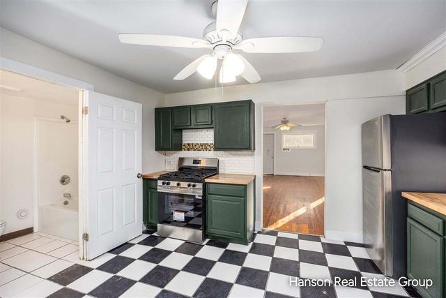 1413 Kingsley Street, Muskegon, MI 49442