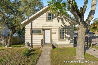 1413 Kingsley Street, Muskegon, MI 49442