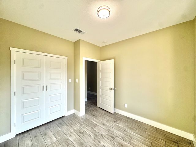 1093 Oak Ridge Drive, Oak Ridge, TX 75160