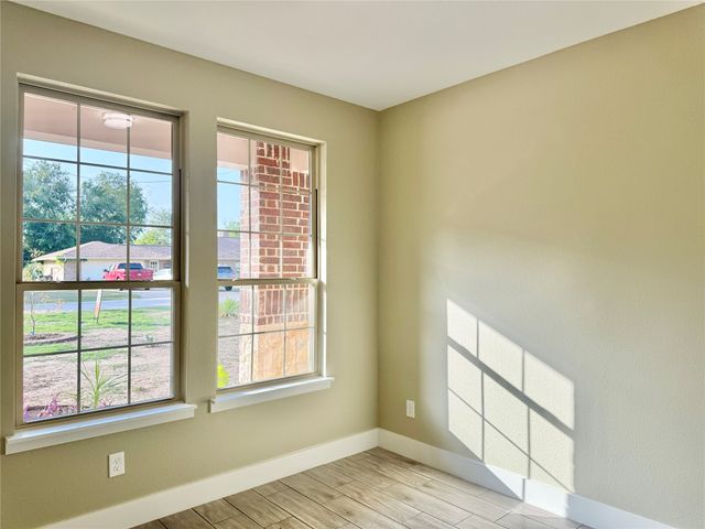 1093 Oak Ridge Drive, Oak Ridge, TX 75160
