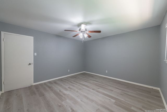 423 E DEWEY PL HOUSE, San Antonio, TX 78212