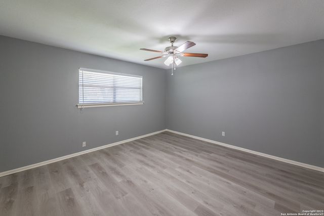423 E DEWEY PL HOUSE, San Antonio, TX 78212