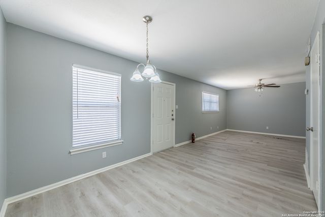 423 E DEWEY PL HOUSE, San Antonio, TX 78212