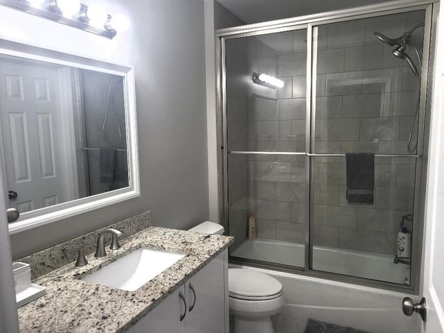 511 W Pine Street B, Lantana, FL 33462