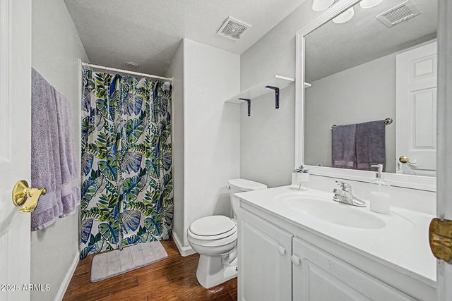 8552 W PURDUE Avenue, Peoria, AZ 85345