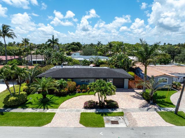 5041 NE 24th Avenue, Lighthouse Point, FL 33064