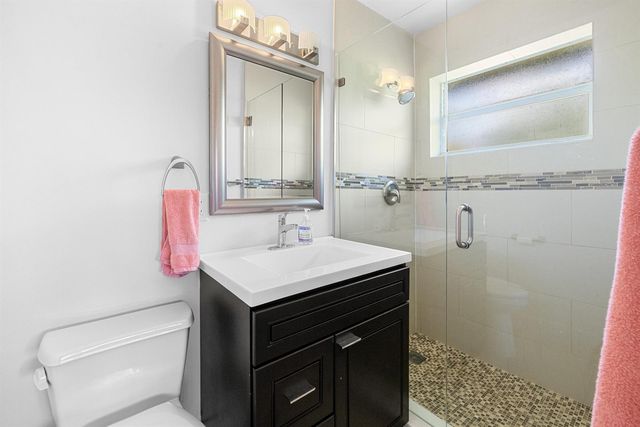 5041 NE 24th Avenue, Lighthouse Point, FL 33064