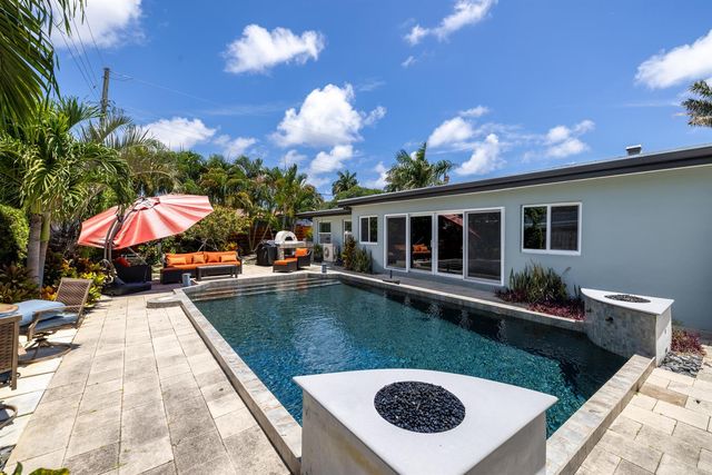 5041 NE 24th Avenue, Lighthouse Point, FL 33064