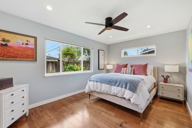 2133 Santa Cruz Avenue, Santa Clara, CA 95051