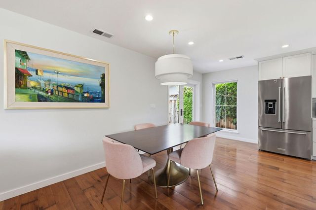 2133 Santa Cruz Avenue, Santa Clara, CA 95051