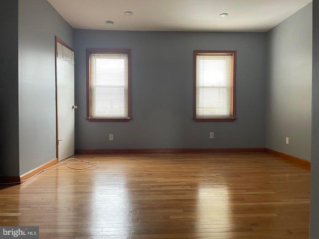 2615 E ALLEGHENY AVE, Philadelphia, PA 19134