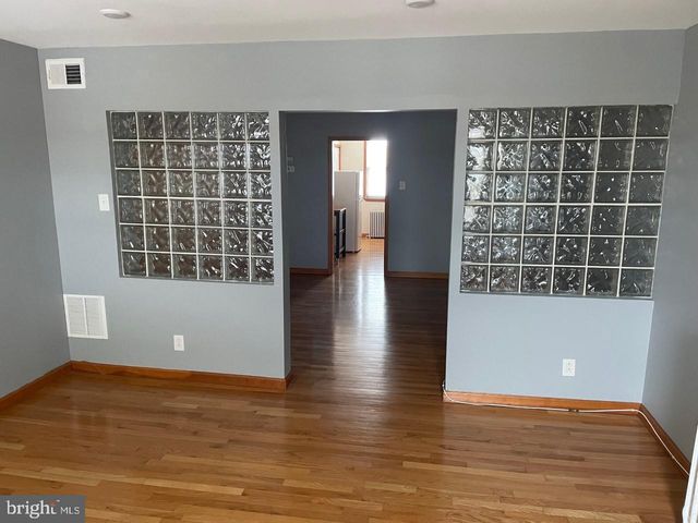 2615 E ALLEGHENY AVE, Philadelphia, PA 19134