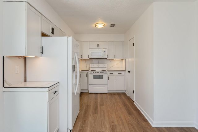 1416 S Palm Boulevard, Niceville, FL 32578