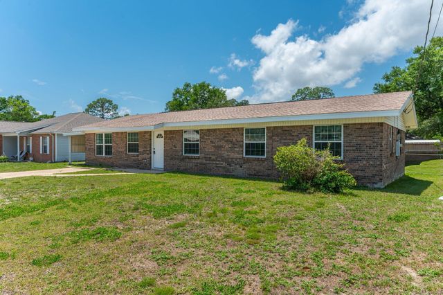 1416 S Palm Boulevard, Niceville, FL 32578