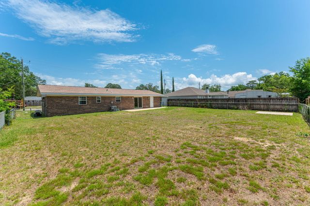 1416 S Palm Boulevard, Niceville, FL 32578