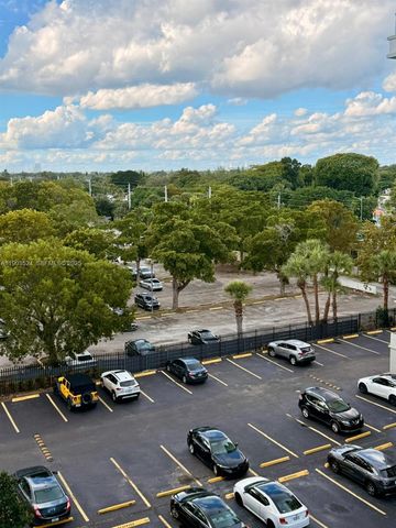 16710 NE 9th Ave 607, North Miami Beach, FL 33162