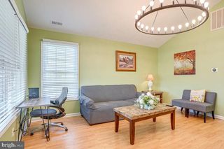 4 BRUMBACK AVE, Luray, VA 22835