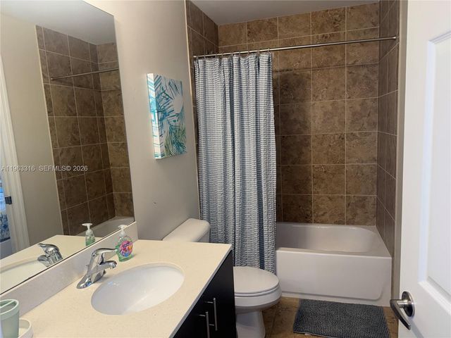 2333 SE 5th St, Pompano Beach, FL 33062