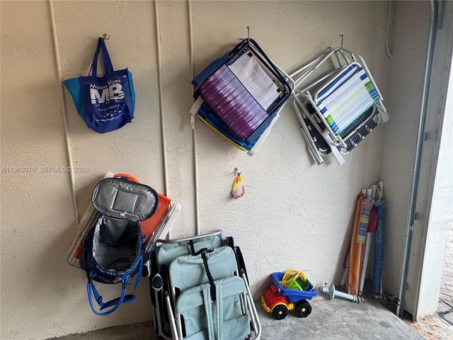 2333 SE 5th St, Pompano Beach, FL 33062