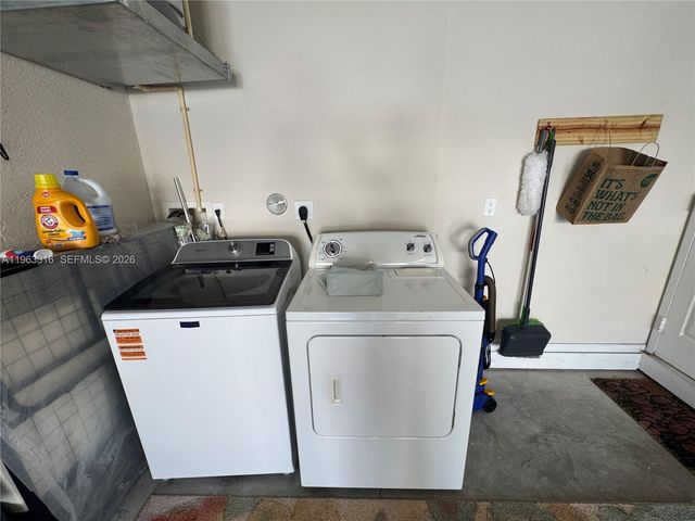 2333 SE 5th St, Pompano Beach, FL 33062