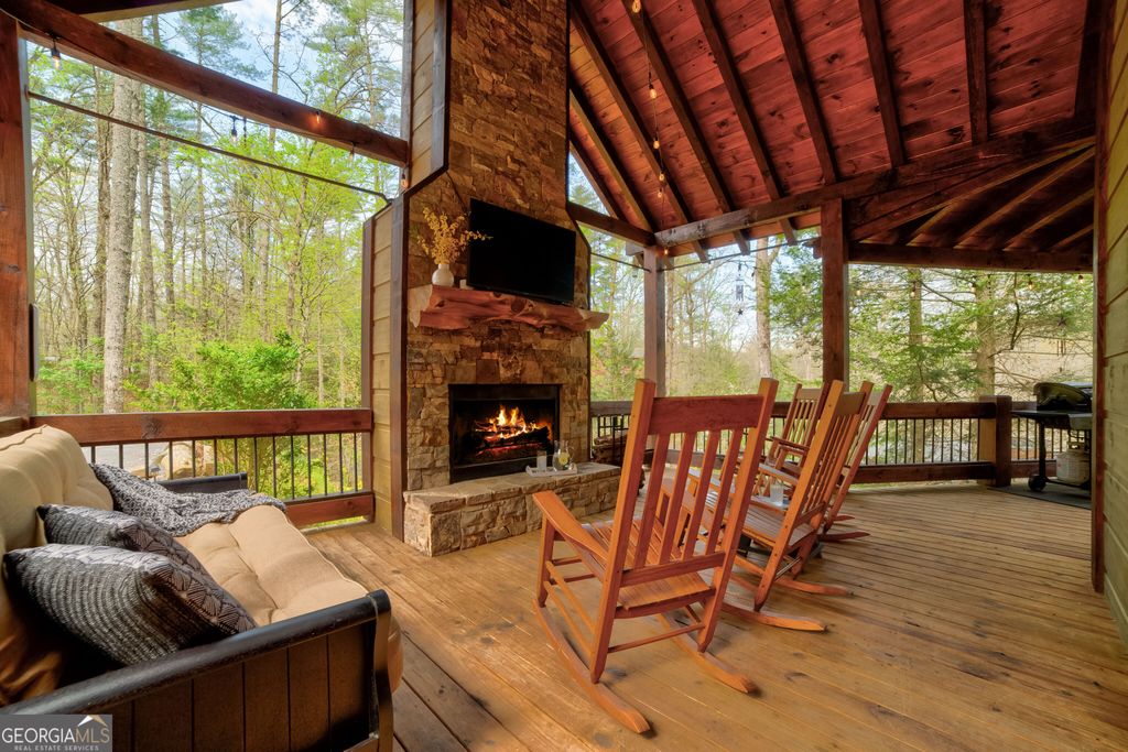 136 Gallery Court, Ellijay, GA 30540 — photo 3