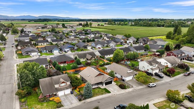 403 Jackson Court, Nooksack, WA 98276