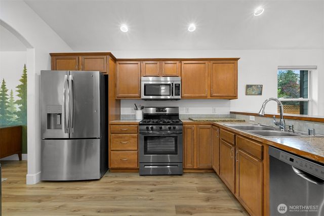 403 Jackson Court, Nooksack, WA 98276