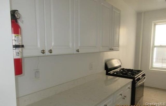 2081 Cruger Avenue 4 O, Bronx, NY 10462