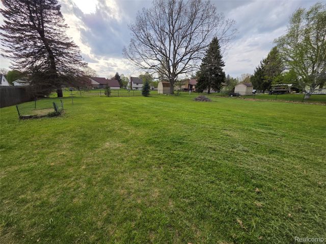 3435 Rockledge Lane, Mayfield Township, MI 48446