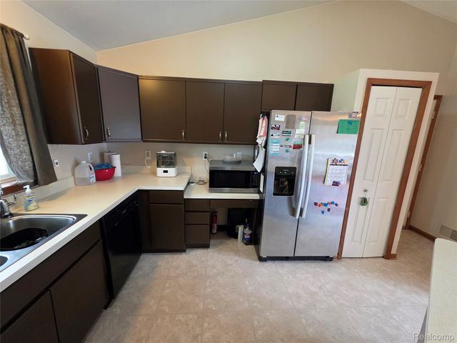 3435 Rockledge Lane, Mayfield Township, MI 48446