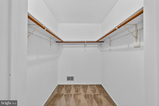 20 NASSAU DR, Lawrenceville, NJ 08648