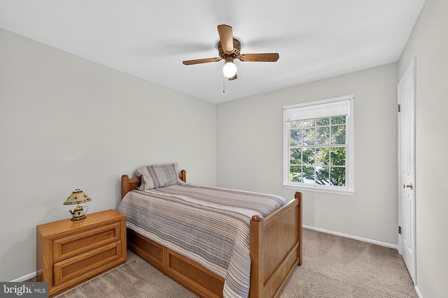 20 NASSAU DR, Lawrenceville, NJ 08648