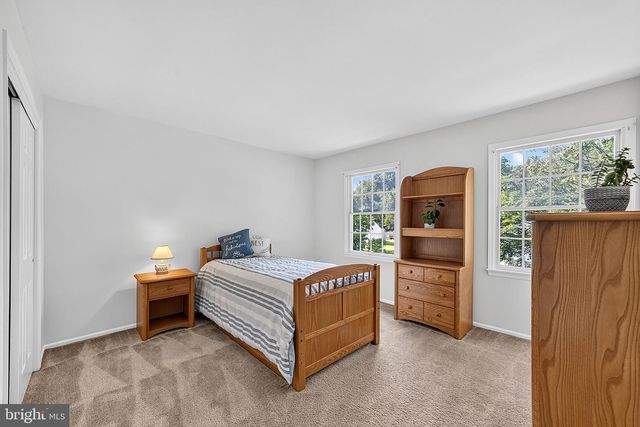 20 NASSAU DR, Lawrenceville, NJ 08648