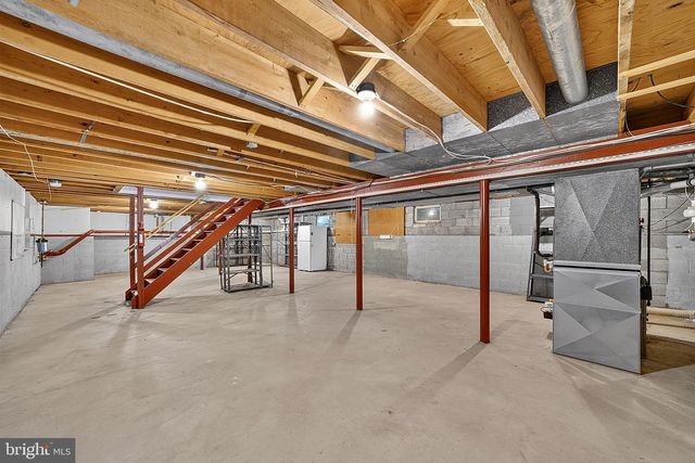 20 NASSAU DR, Lawrenceville, NJ 08648