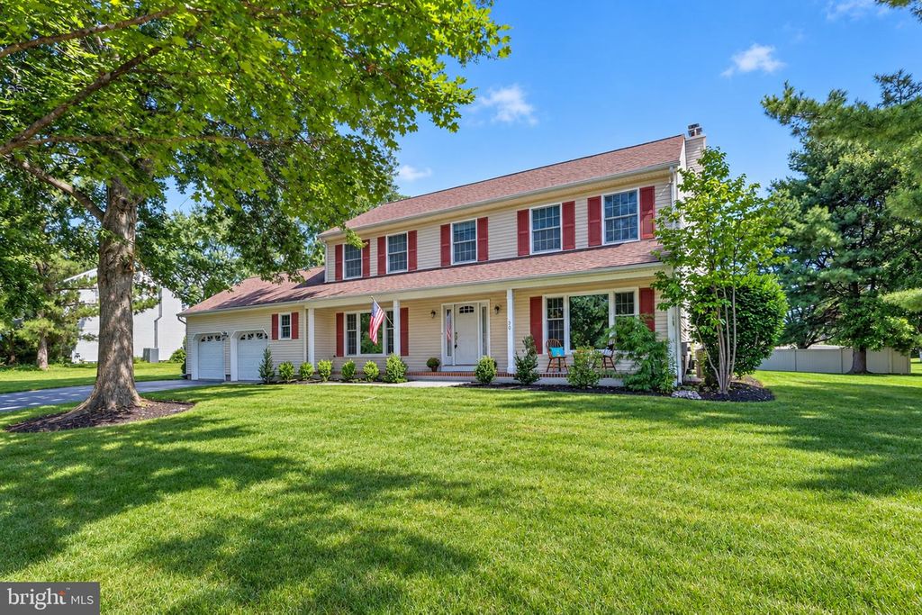 20 NASSAU DR, Lawrenceville, NJ 08648
