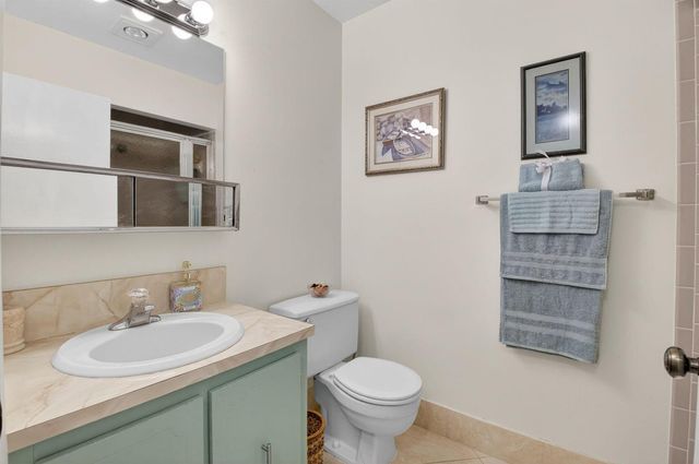 14579 Canalview Drive B, Delray Beach, FL 33484