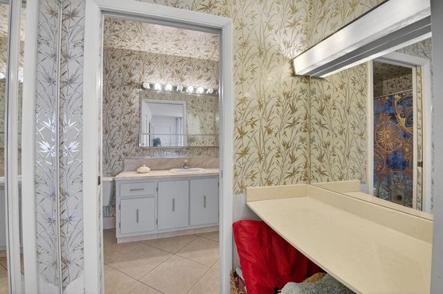 14579 Canalview Drive B, Delray Beach, FL 33484