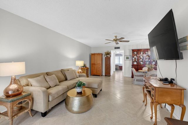14579 Canalview Drive B, Delray Beach, FL 33484