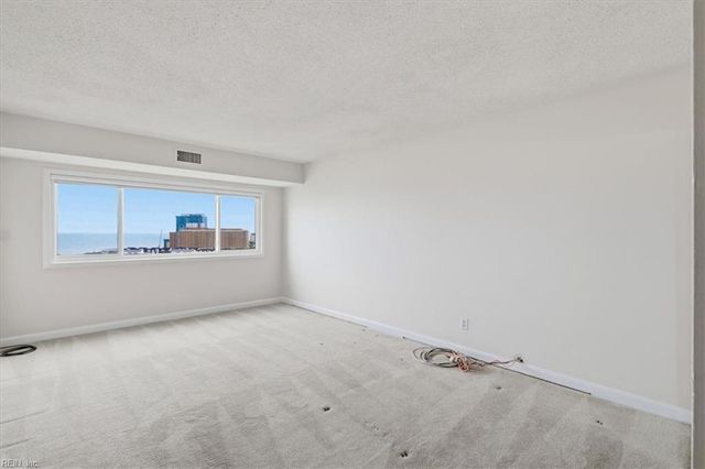 3288 Page Ave Apt P2, Virginia Beach, VA 23451