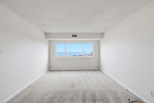 3288 Page Ave Apt P2, Virginia Beach, VA 23451