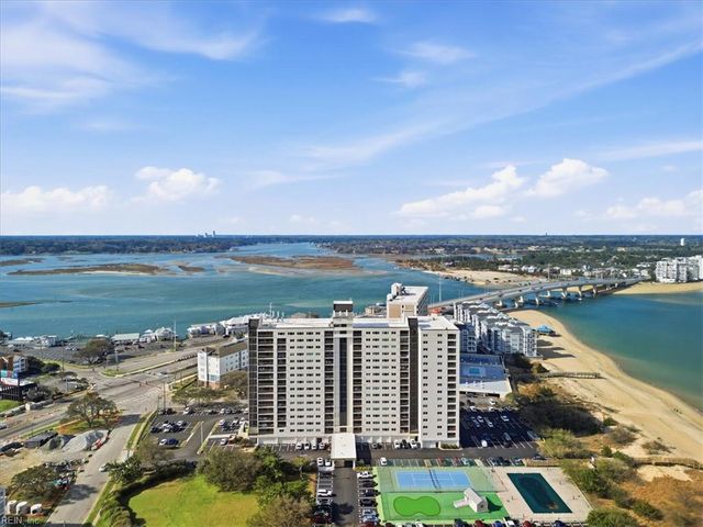 3288 Page Ave Apt P2, Virginia Beach, VA 23451