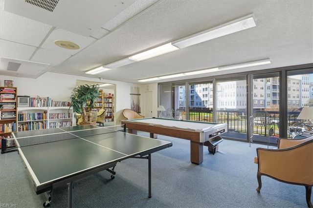 3288 Page Ave Apt P2, Virginia Beach, VA 23451