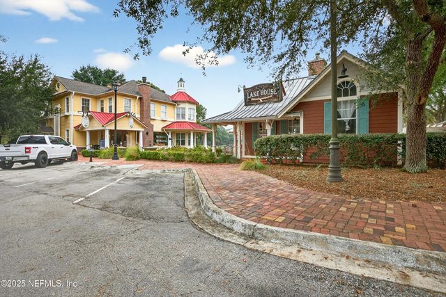 1939 EAGLES POINT Drive, Orange Park, FL 32065