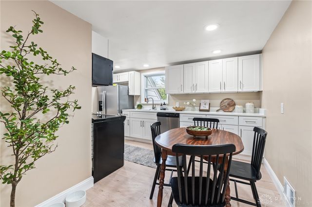 4244 Flowerdale Avenue, Kettering, OH 45429