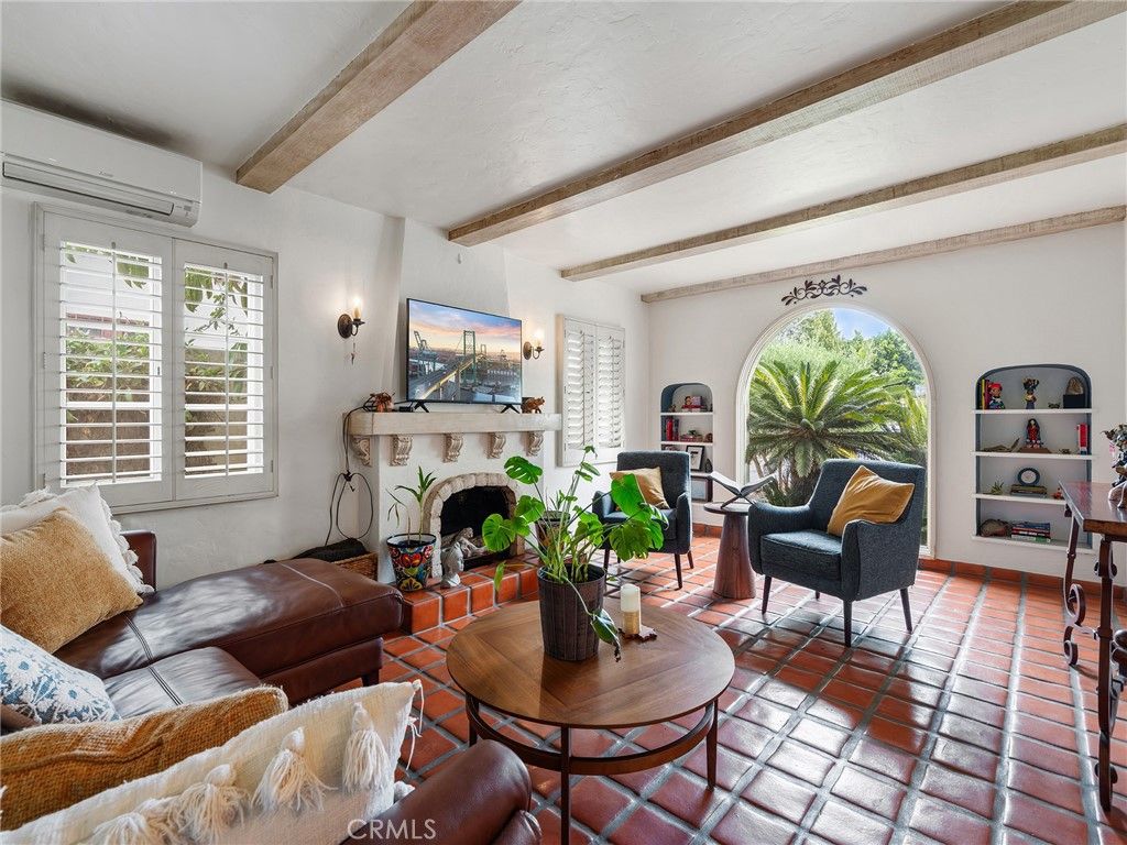 2333 Eucalyptus Avenue, Long Beach, CA 90806 — photo 4