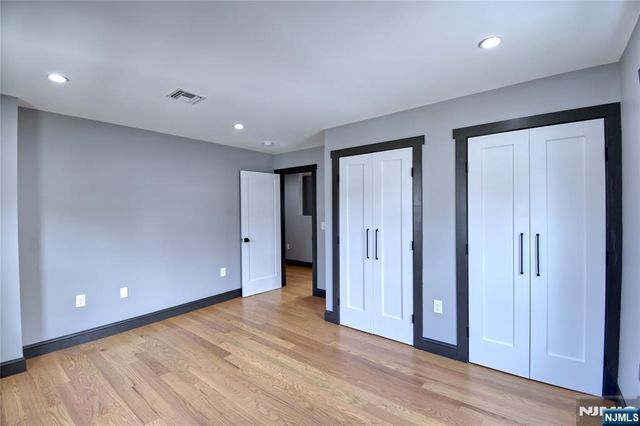 72 Hille Place, Ridgefield Park, NJ 07660