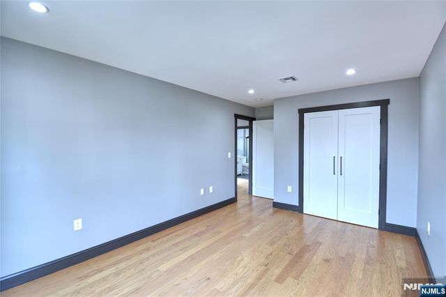 72 Hille Place, Ridgefield Park, NJ 07660