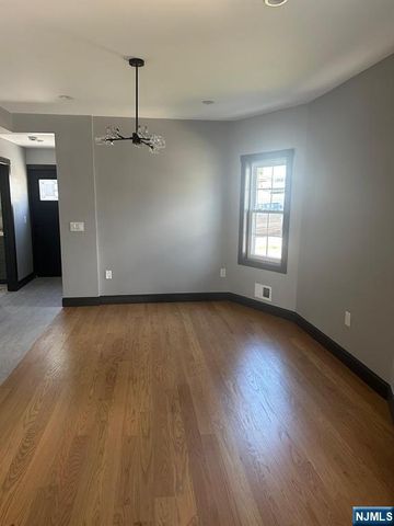 72 Hille Place, Ridgefield Park, NJ 07660