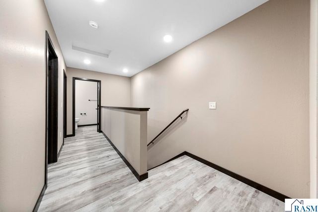 3202 Noble Drive, Mankato, MN 56001