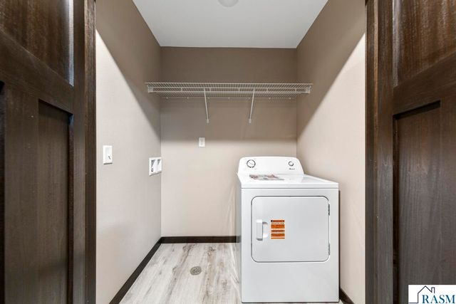 3202 Noble Drive, Mankato, MN 56001